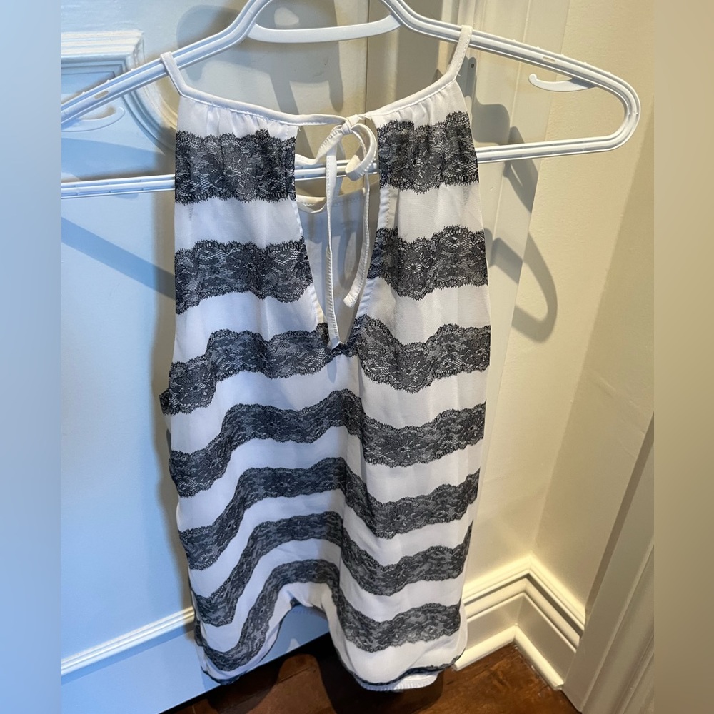 Express Tank top - Picture 3 of 3